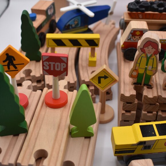 Lot of over 60 Tracks Curves Ramps Straights Ascending Wooden Railway Trains - Picture 7 of 12